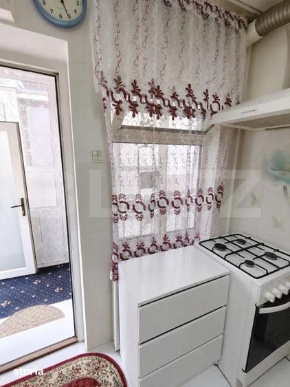 Casă cu 2 camere cu Canalizare în Central