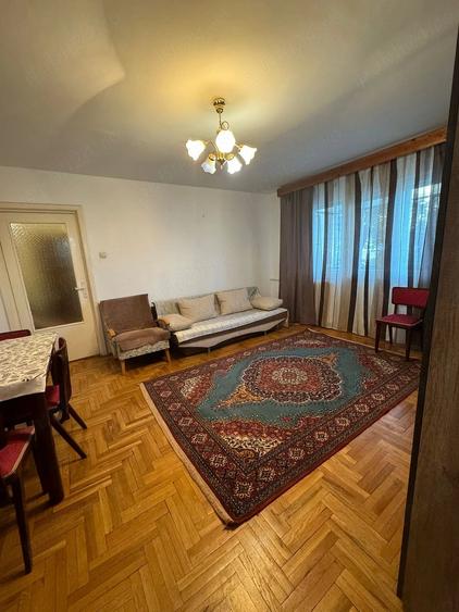 Apartament cu 2 camere semidecomandat în Sud