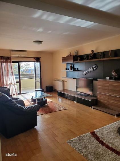 Apartament cu 4 camere în Central