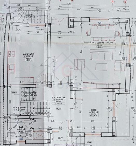 Casă individuală cu 8 camere cu Canalizare în Fratelia