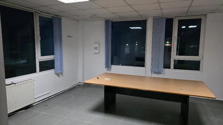 Spațiu comercial, de 930 mp, în Geamăna