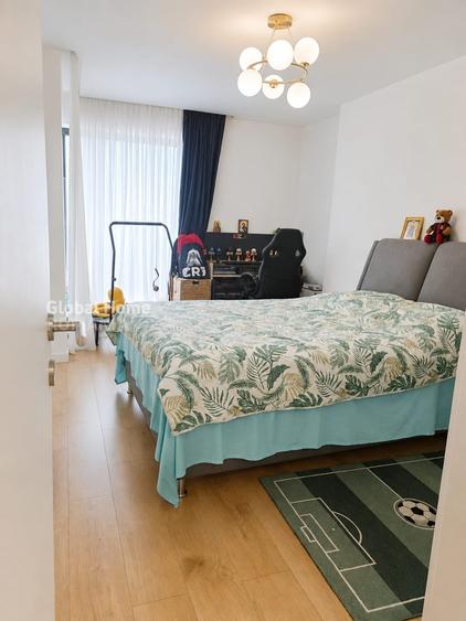 Apartament cu 3 camere decomandat, mobilat în Străulești