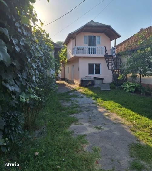 Casă cu 3 camere cu Teren 835 Mp în Goranu