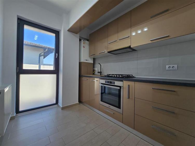 Apartament cu 2 camere decomandat în Rediu