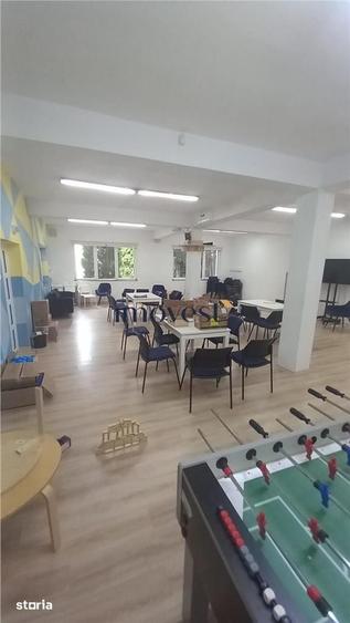 Spațiu comercial, de 450 mp, în Central
