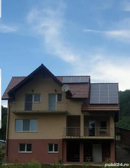 Casă cu 5 camere cu Teren 1600 Mp în Central