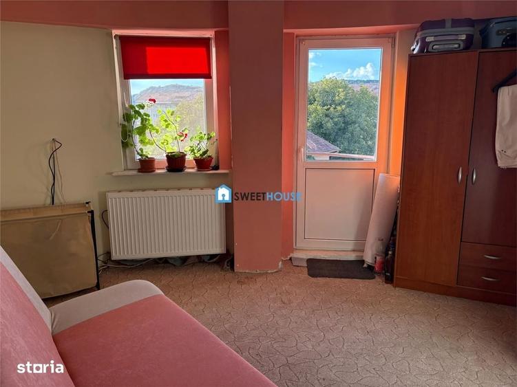 Apartament cu 4 camere în Central