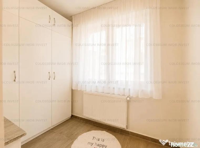 Apartament cu 3 camere decomandat în Tractorul