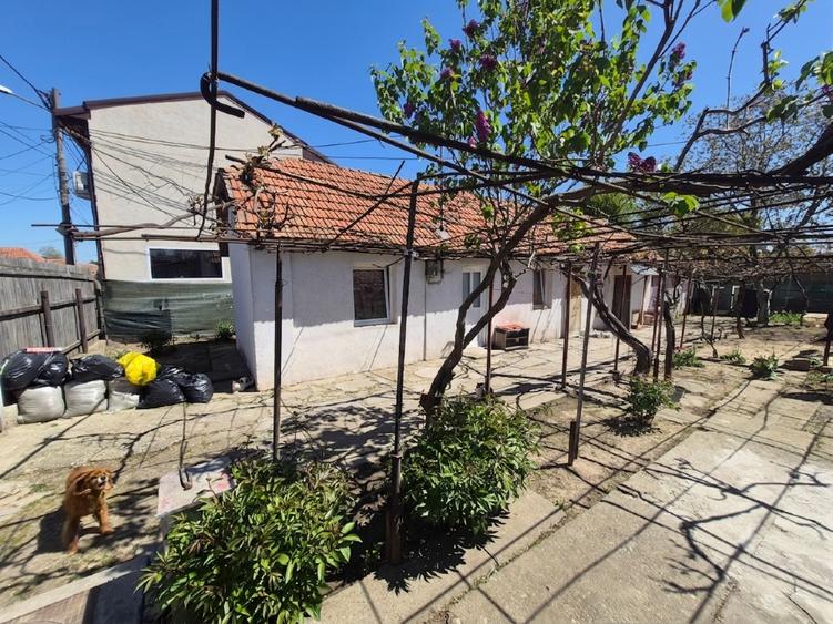 Casă individuală cu 1 camere cu Teren 574 Mp în Km 5