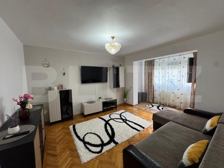 Vand apartament 2 camere in Hunedoara - 2