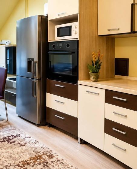 Apartament cu 3 camere decomandat în Iris