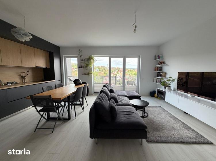 Apartament cu 4 camere în Iris