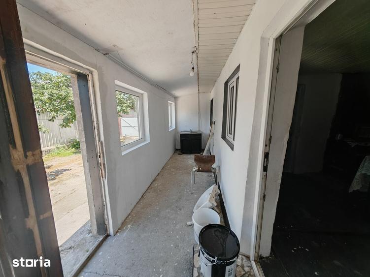 Casă cu 8 camere cu Teren 1150 Mp în Blăgești