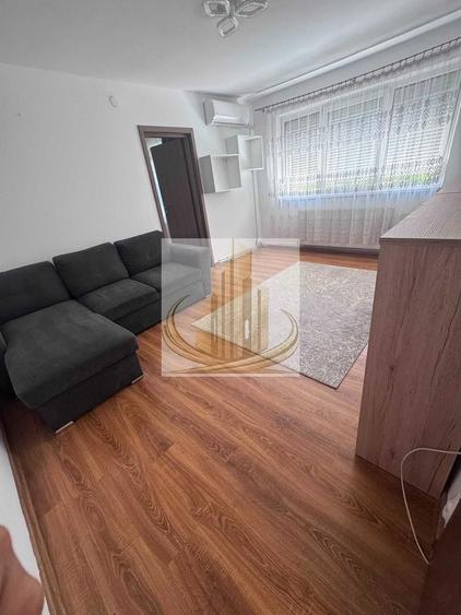 Apartament cu 3 camere semidecomandat, mobilat în Iosefin