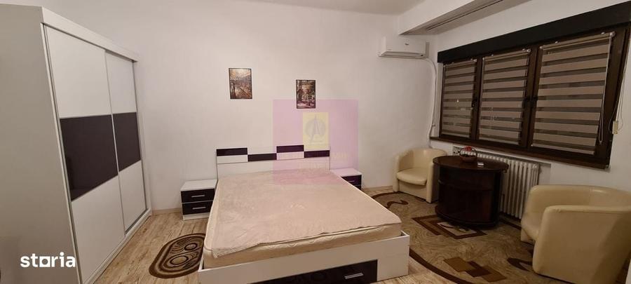 Garsonieră în Romană