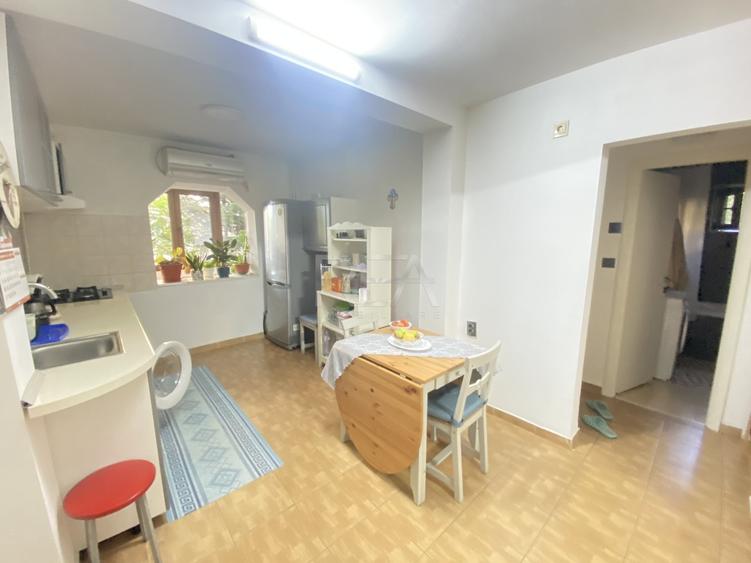 Apartament cu 2 camere decomandat, mobilat în Olteniței