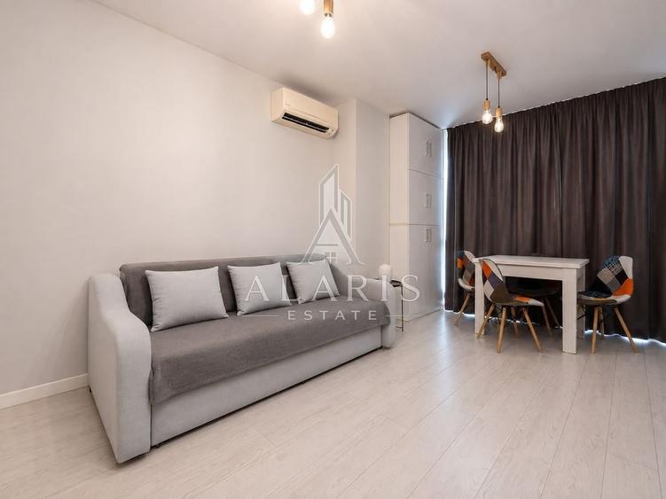 Apartament cu 2 camere semidecomandat, mobilat în Soarelui