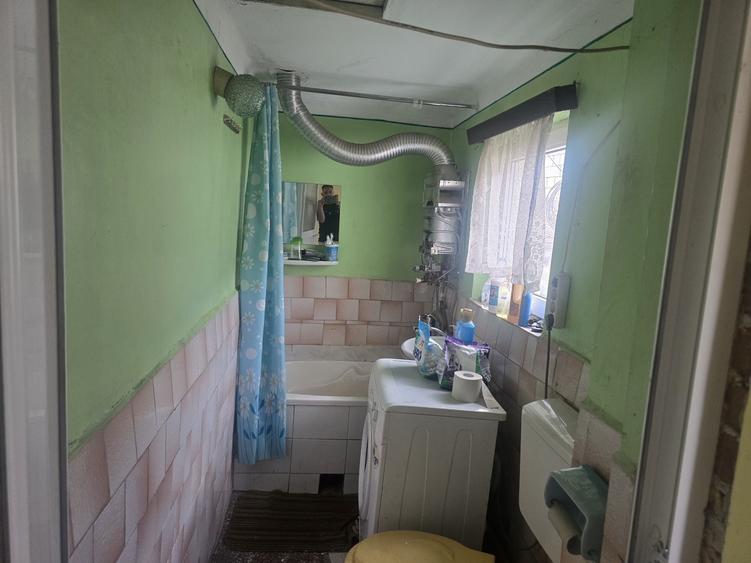 Casă cu 3 camere în Central