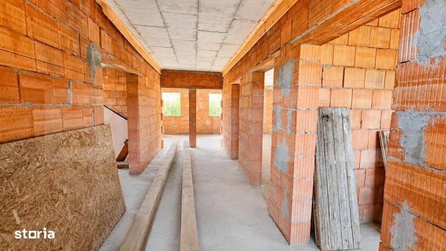 Casă cu 3 camere în Sărata