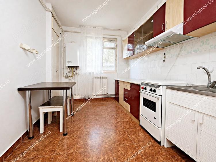 Apartament cu 3 camere decomandate, zona Centrala Gala?i - 8
