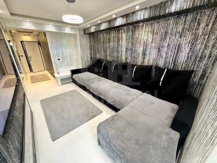 Apartament cu 2 camere semidecomandat în George Enescu