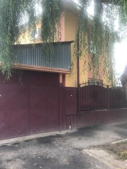 Casă cu 4 camere în Sârbi