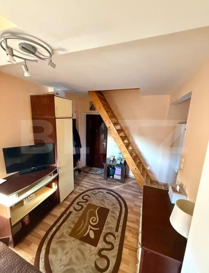 Apartament cu 2 camere semidecomandat, mobilat în Central