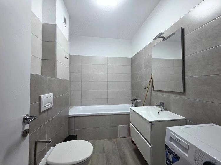 Apartament cu 2 camere semidecomandat în Cristian