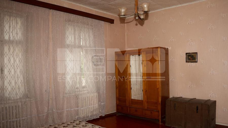 Casă individuală cu 2 camere cu Canalizare în Central