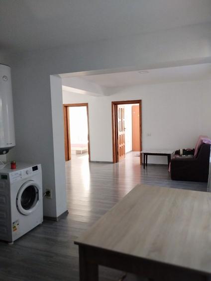 Casă cu 2 camere cu Teren 250 Mp în Tuzla