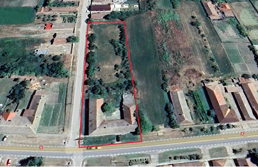 Casă cu 6 camere cu Teren 3500 Mp în Cenad