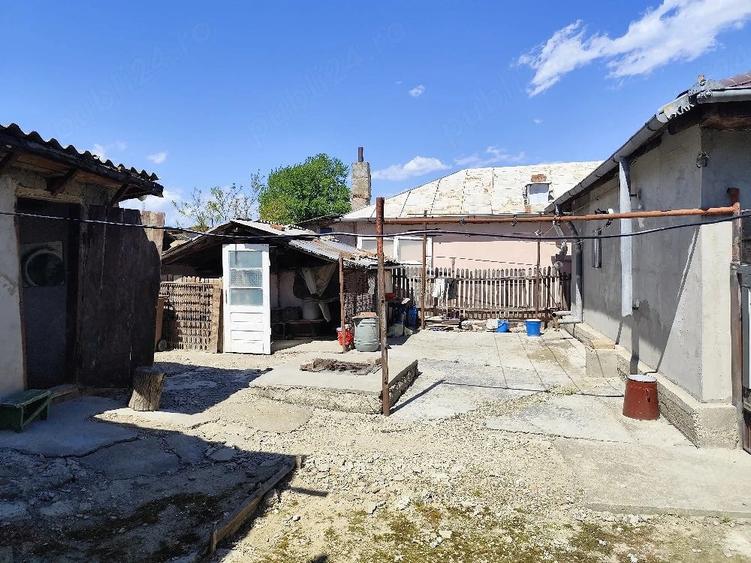 Casă cu 4 camere cu Teren 308 Mp în Central