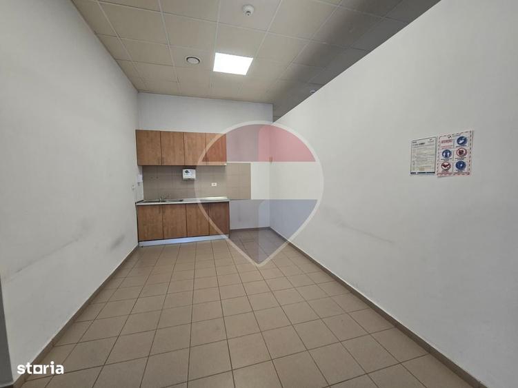 Spațiu comercial, de 530 mp, în Ultracentral