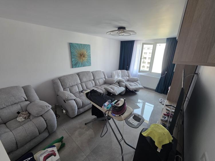 Titan Grigorescu trei camere decomandat renovat recent mobilat utilat complet - 2