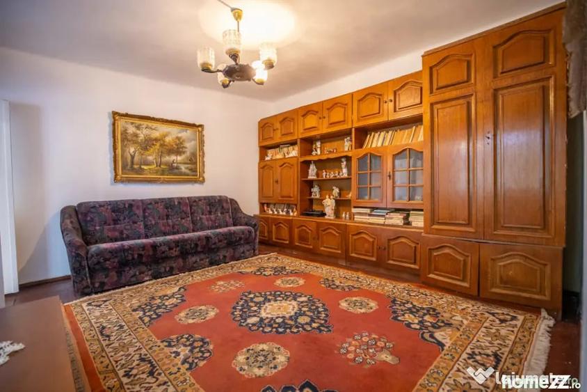 Casă cu 3 camere cu Teren 335 Mp în Sud