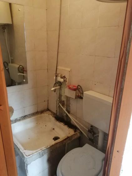 Garsonieră decomandată în Exterior Vest