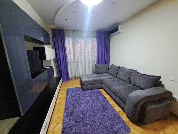 Apartament cu 3 camere semidecomandat în Iancului
