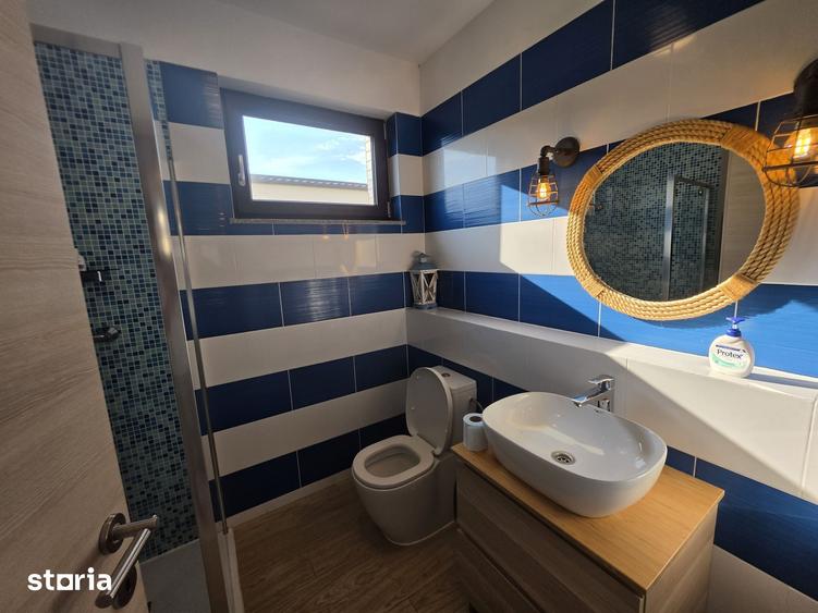 Casă cu 5 camere cu Teren 250 Mp în Central