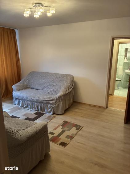 Apartament cu 3 camere în Dristor