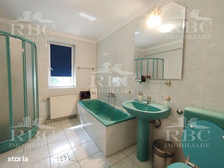Apartament cu 4 camere în Central