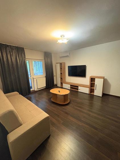 Proprietar, Apartament 2 camere, Calea 13 Septembrie-Prosper, et.1 8 - 1