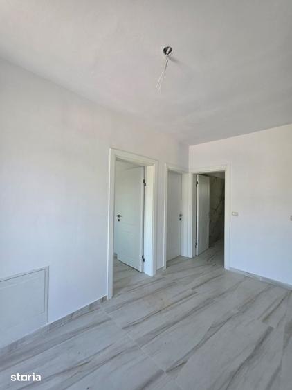 Casă cu 4 camere cu Teren 380 Mp în Hemeiuș