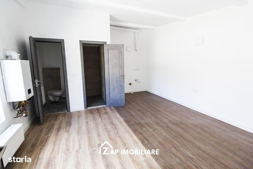 Apartament cu 4 camere decomandat în Central