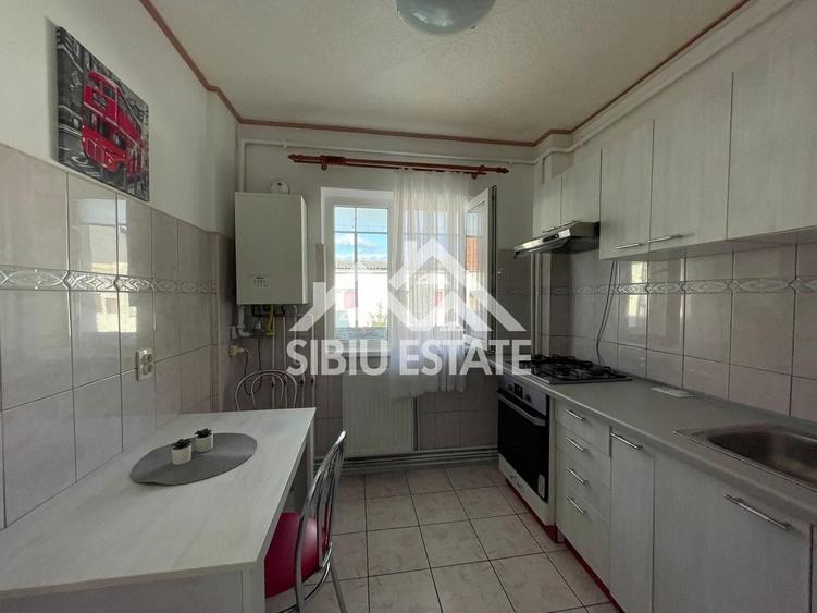 Apartament cu 2 camere decomandat, mobilat în Hipodrom 4