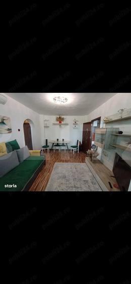 Apartament cu 2 camere semidecomandat în Gara de Nord