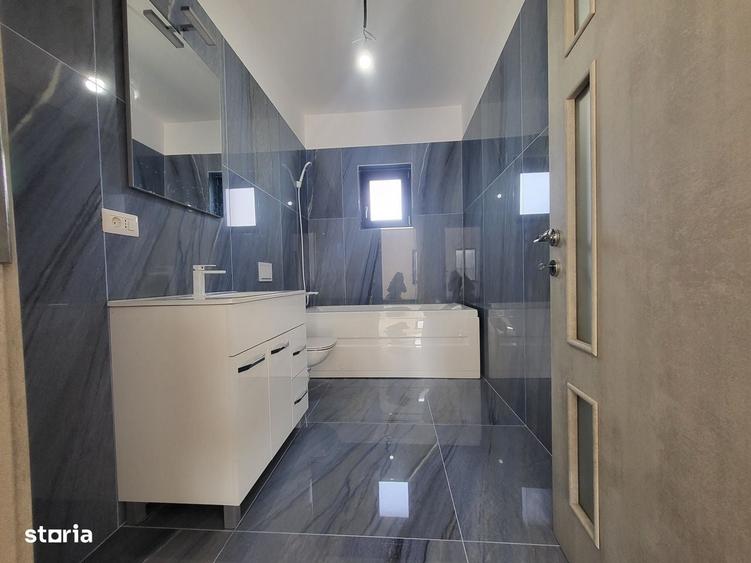 Casă cu 3 camere cu Teren 270 Mp în Hemeiuș