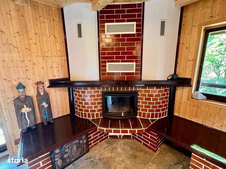 Casă cu 4 camere cu Teren 2600 Mp în Sadu