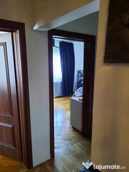 Apartament cu 4 camere decomandat în Grigorescu