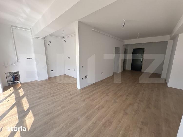 Apartament cu 3 camere semidecomandat în Florești — fotografia 1
