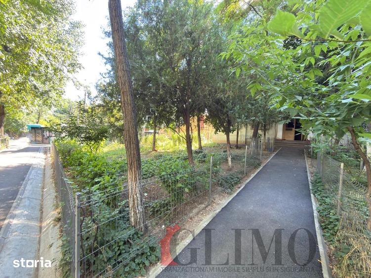 Apartament cu 2 camere decomandat în Micro 40